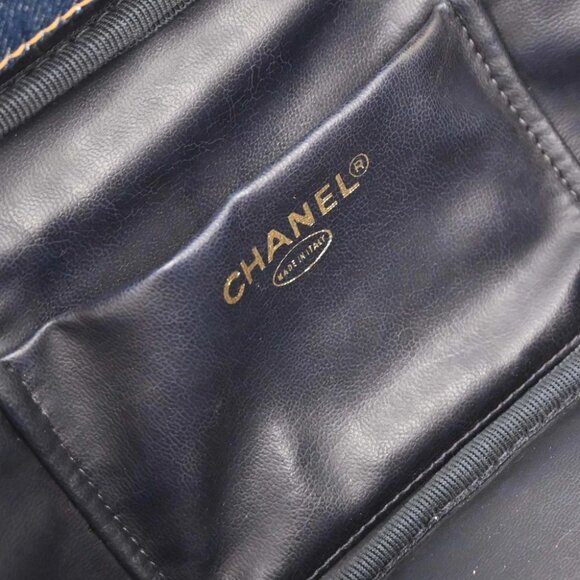 Chanel Blue Denim Vanity Handbag - Picture 9 of 10